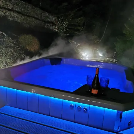 Malinowy Zakatek Chalet